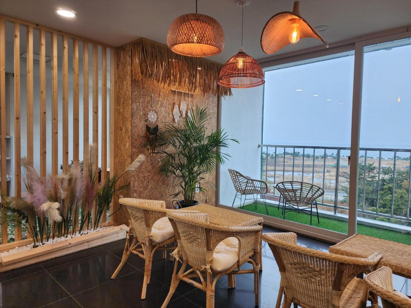 Zio Pinetree Hotel Yangyang Buitenkant foto