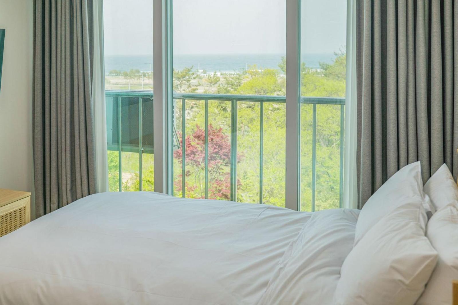 Zio Pinetree Hotel Yangyang Buitenkant foto